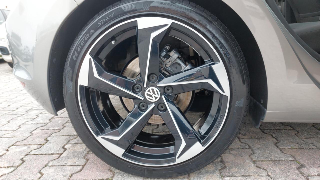 Volkswagen Golf 1.6 TDI 105cv bluemotionTecnology