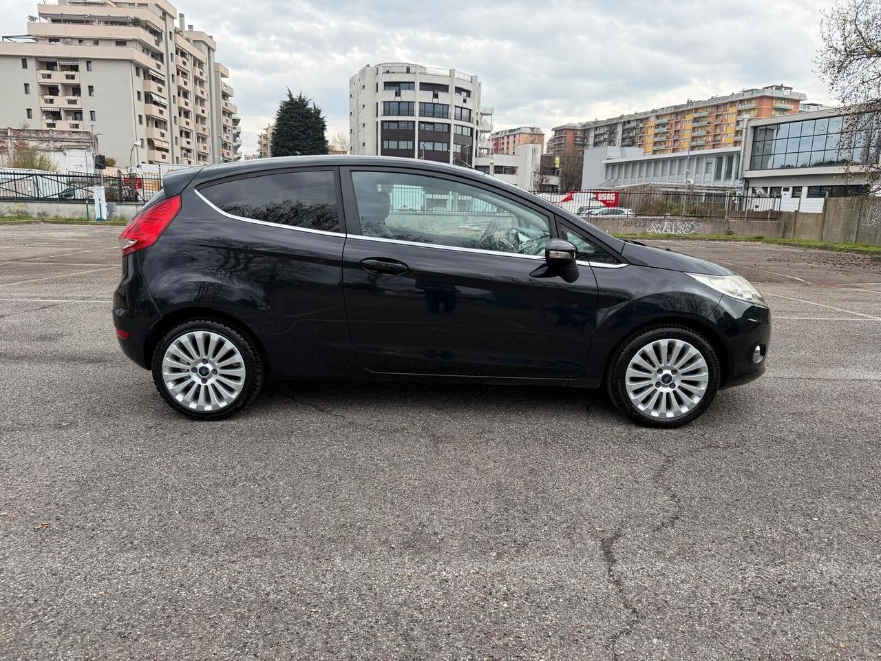 Ford Fiesta 1.2 82CV 3 porte Titanium