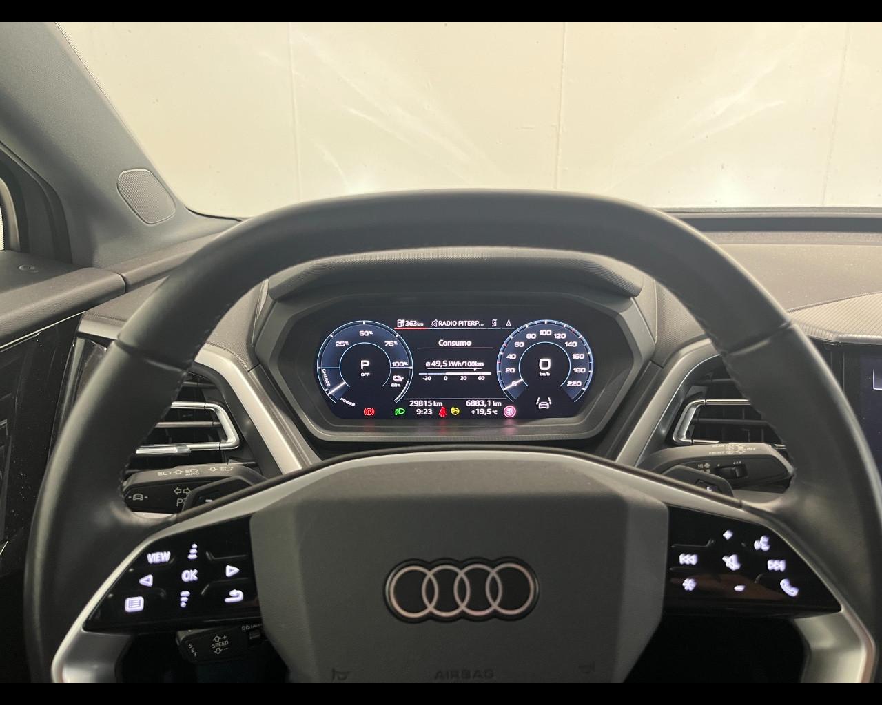 AUDI Q4 45 E-TRON BUSINESS ADVANCED