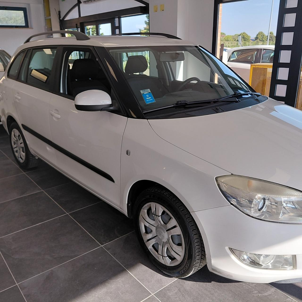 SKODA FABIA ANNO 2011 BZ 1.2 ADATTA NEOPATENTATI KM 154 MILA