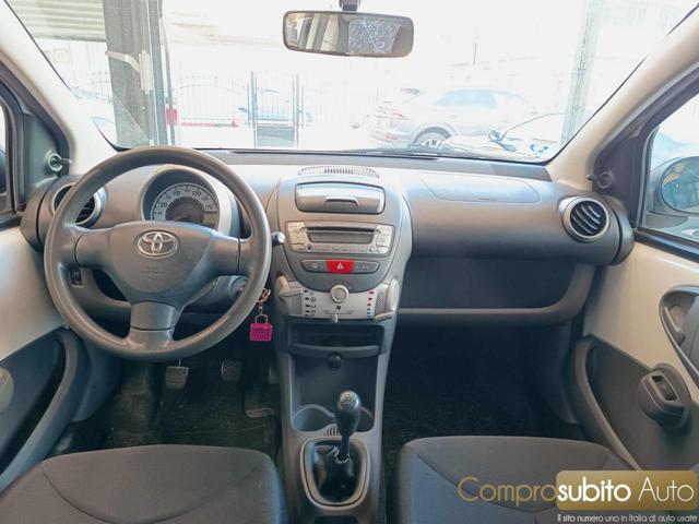 TOYOTA Aygo 1.0 12V VVT-i 5 porte Lounge