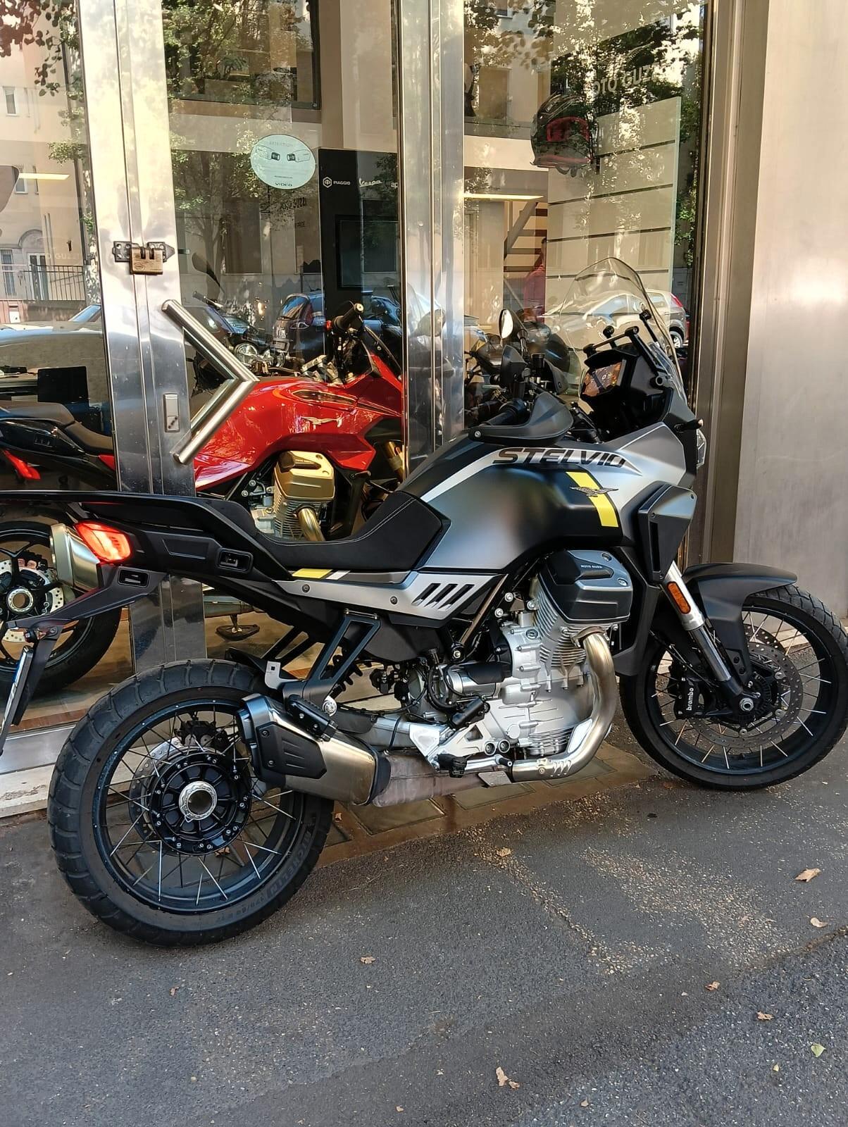 Moto Guzzi Stelvio PFF