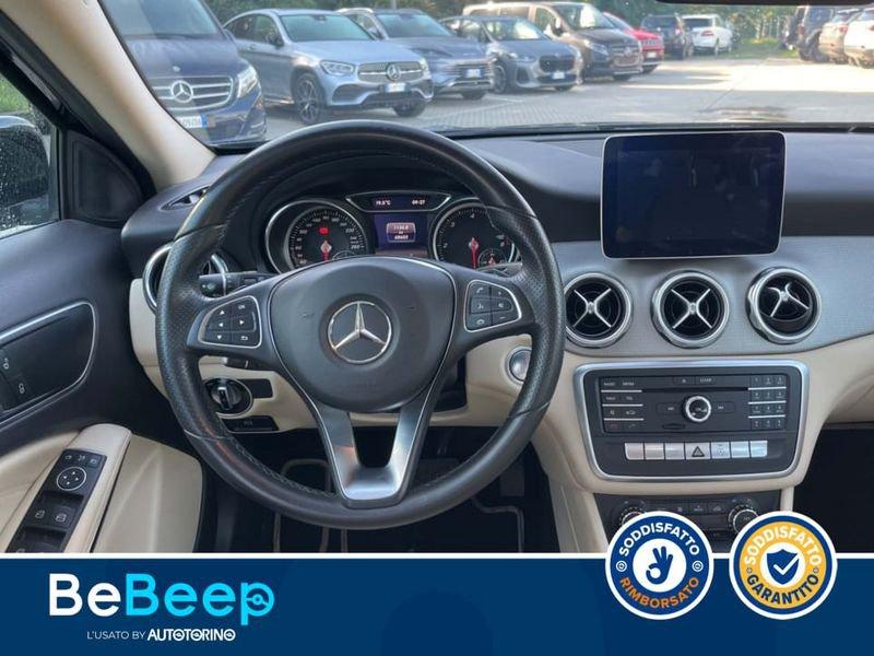 Mercedes-Benz GLA 200 D SPORT AUTO