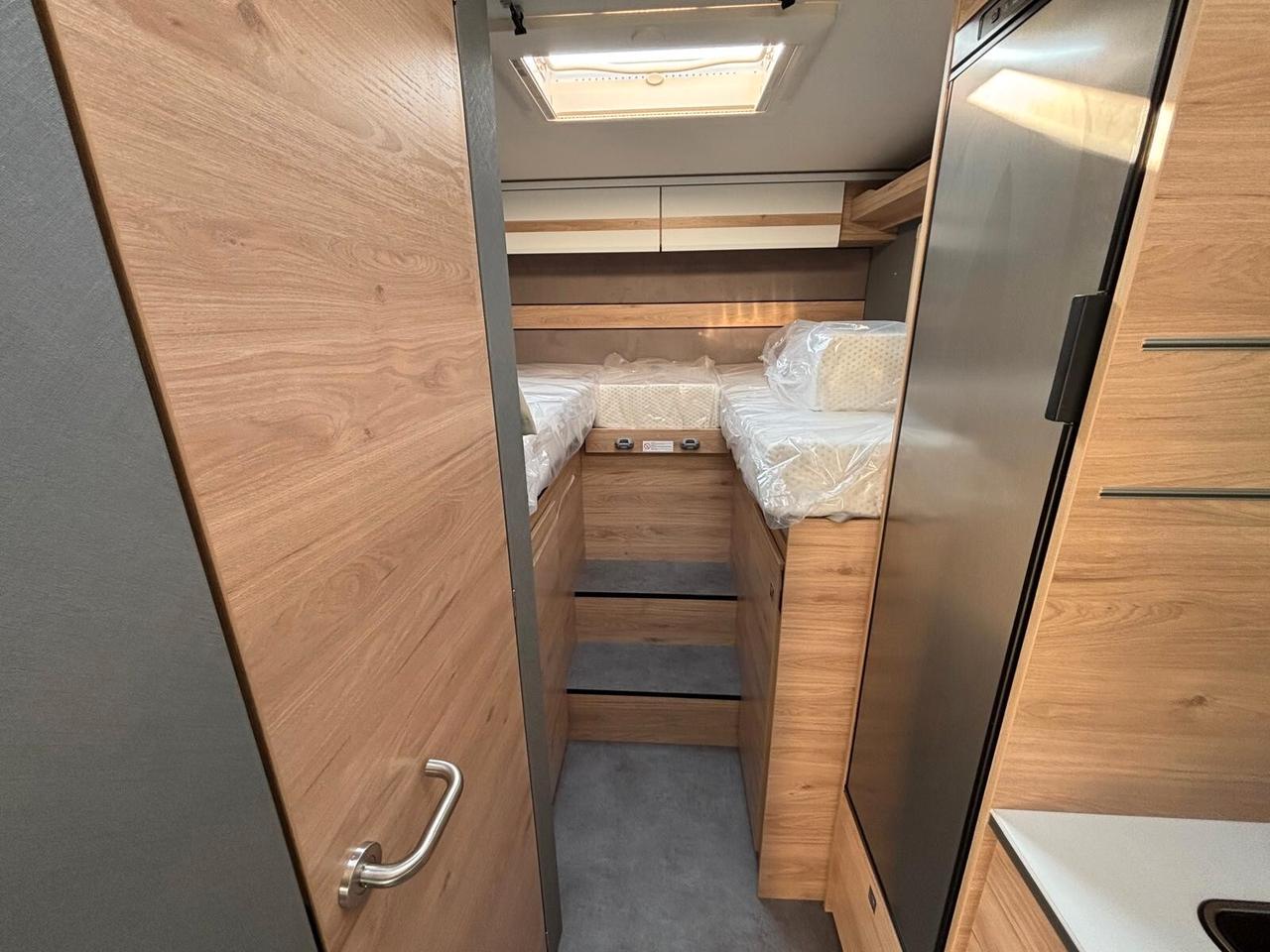 Dethleffs JUST CAMP 6812 EB camper