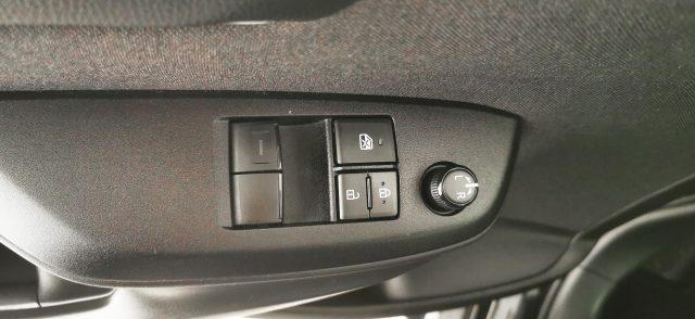 TOYOTA Yaris 1.5 Hybrid 5 porte Business