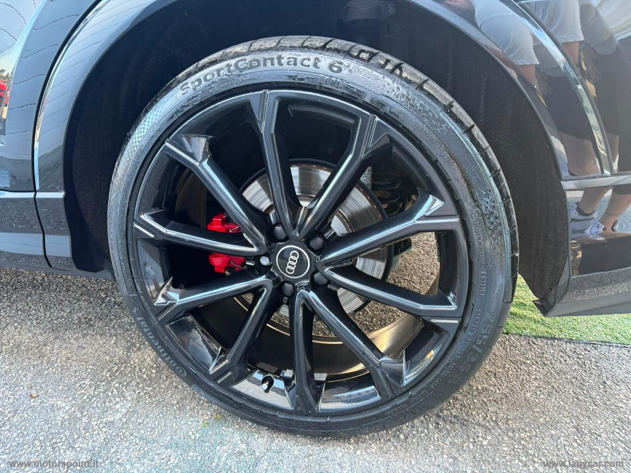 AUDI RS Q3 quattro S tronic