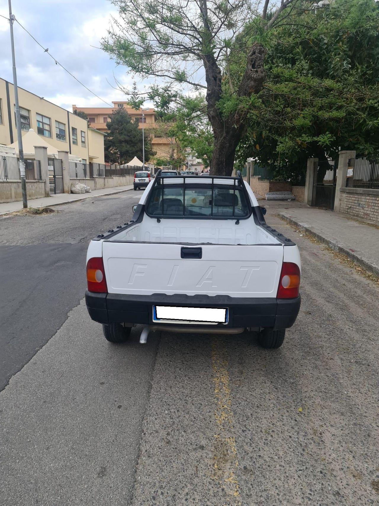 FIAT Strada 1.9 D Pick-up