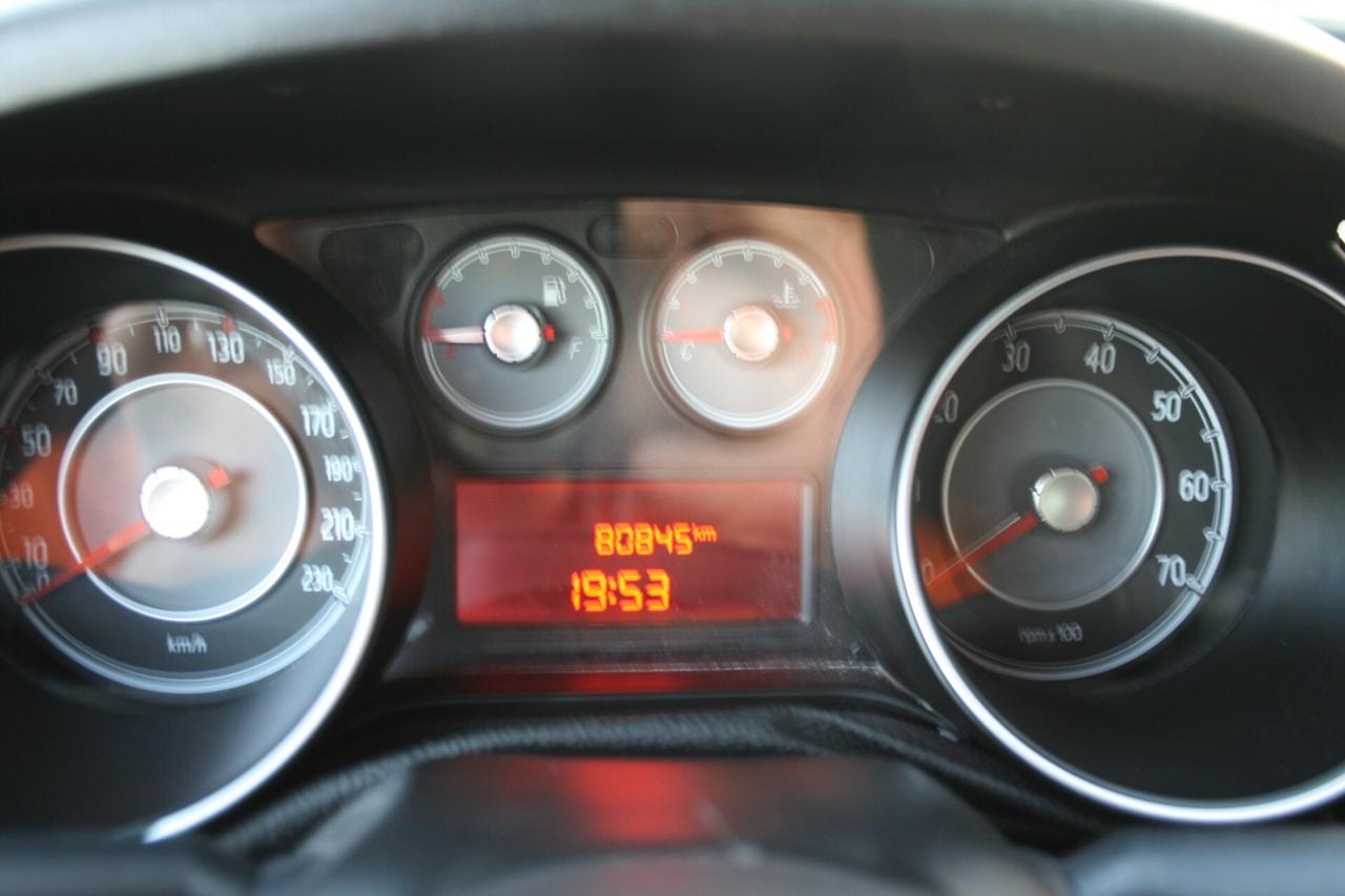 Fiat Punto 1.3 MJT II 75 CV 5 porte Street
