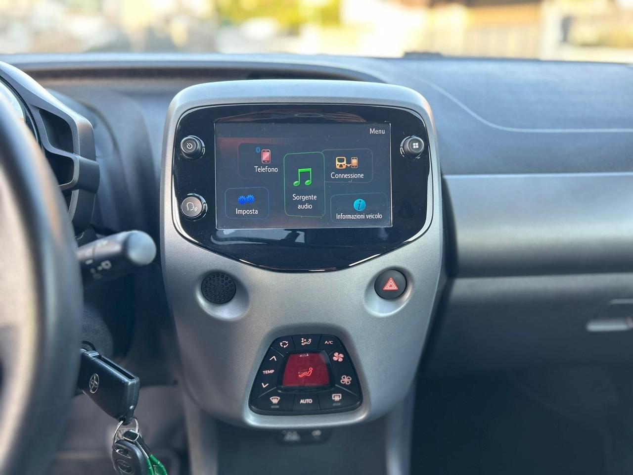 Toyota Aygo Connect 1.0 VVT-i 72 CV 5 porte x-clusiv MMT*SOLO 38000KM*CAMBIO AUTOMATICO*