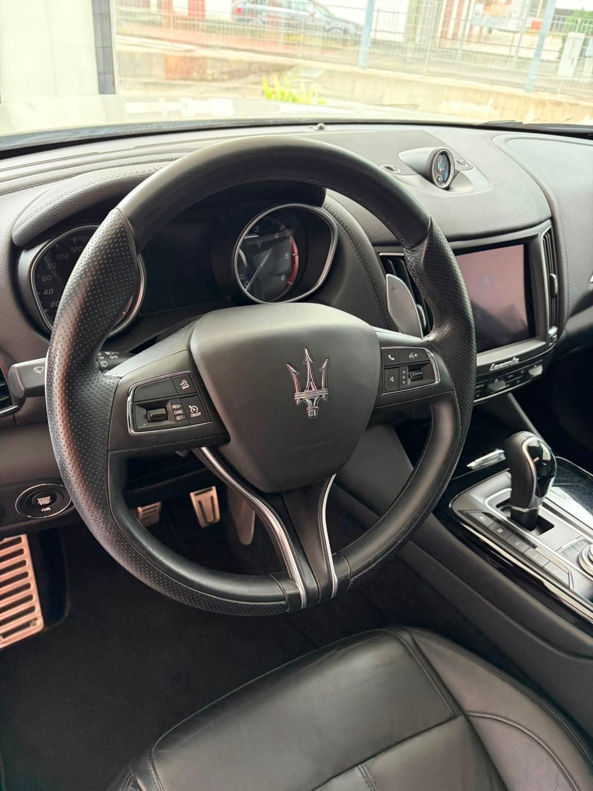 Maserati Levante V6 Diesel 275 CV AWD