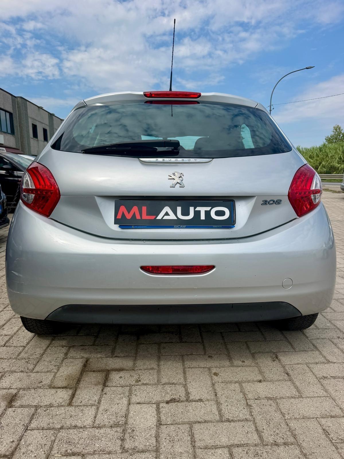 Peugeot 208 PureTech 82 5 porte Allure - OK NEOPATENTATO