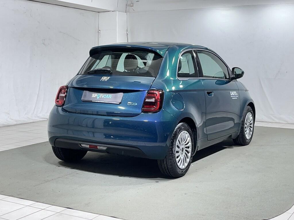 Fiat 500 e 42 kWh