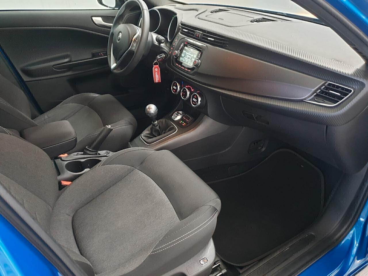 Alfa Romeo Giulietta 1.6 JTDm 120 CV Sport Carbon look