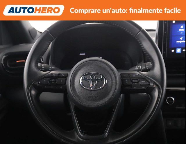 TOYOTA Yaris Cross 1.5 Hybrid 5p. E-CVT AWD-i Orange Edition