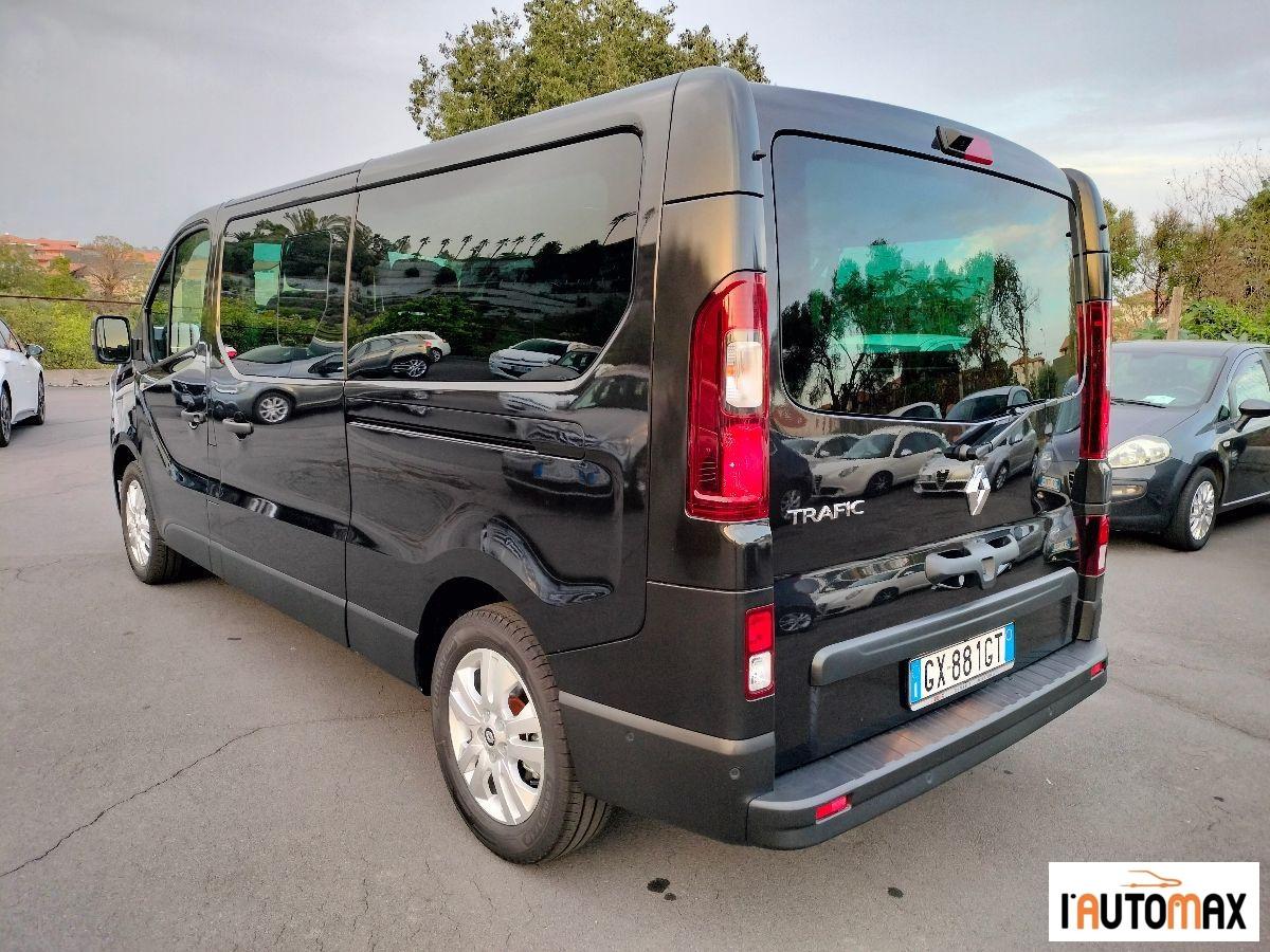 RENAULT trafic passenger 2.0 Blue dci 150cv - KM.0 - Prezzo+ IVA