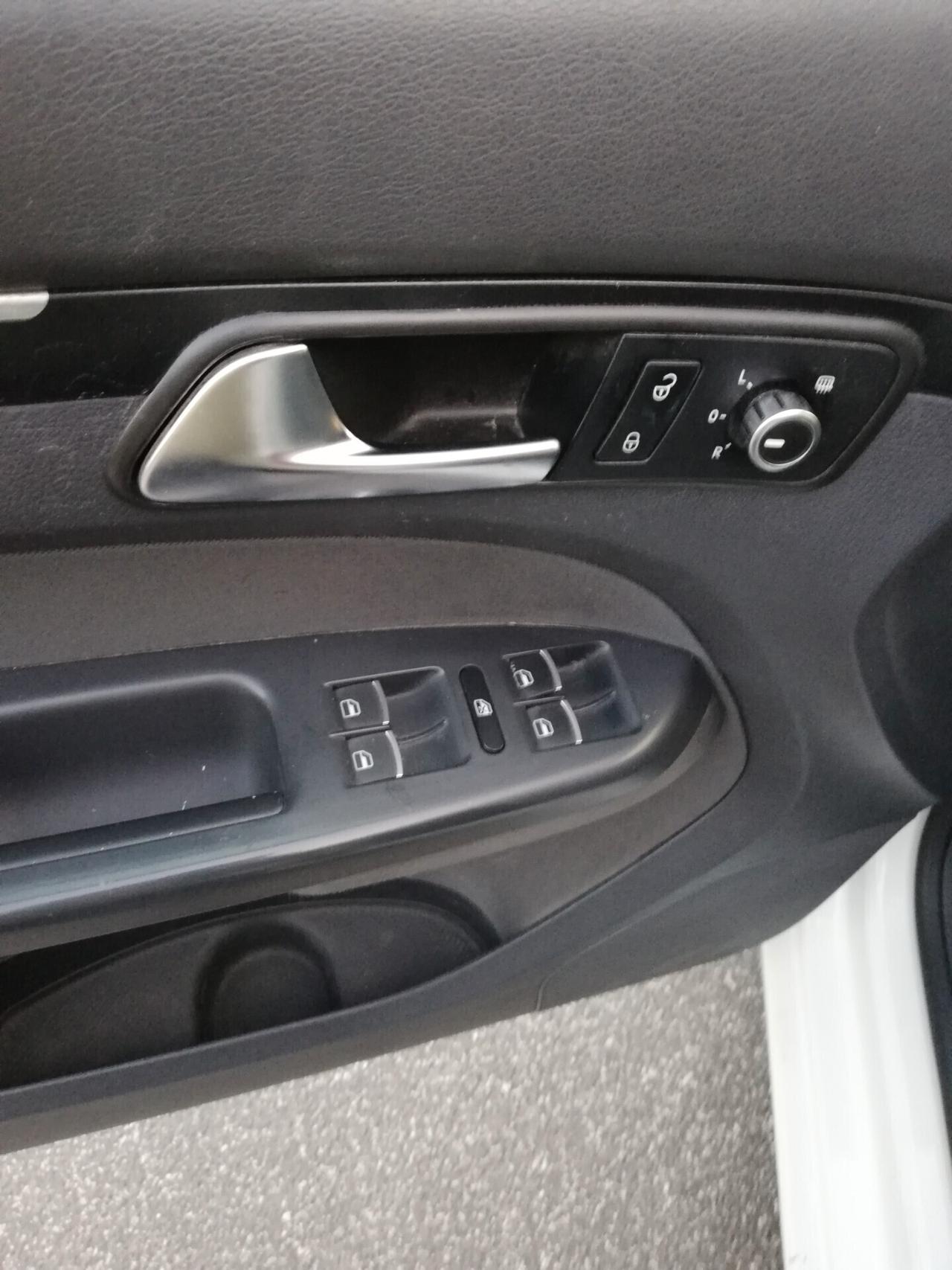 Volkswagen Touran 1.4 TSI DSG Highline EcoFuel