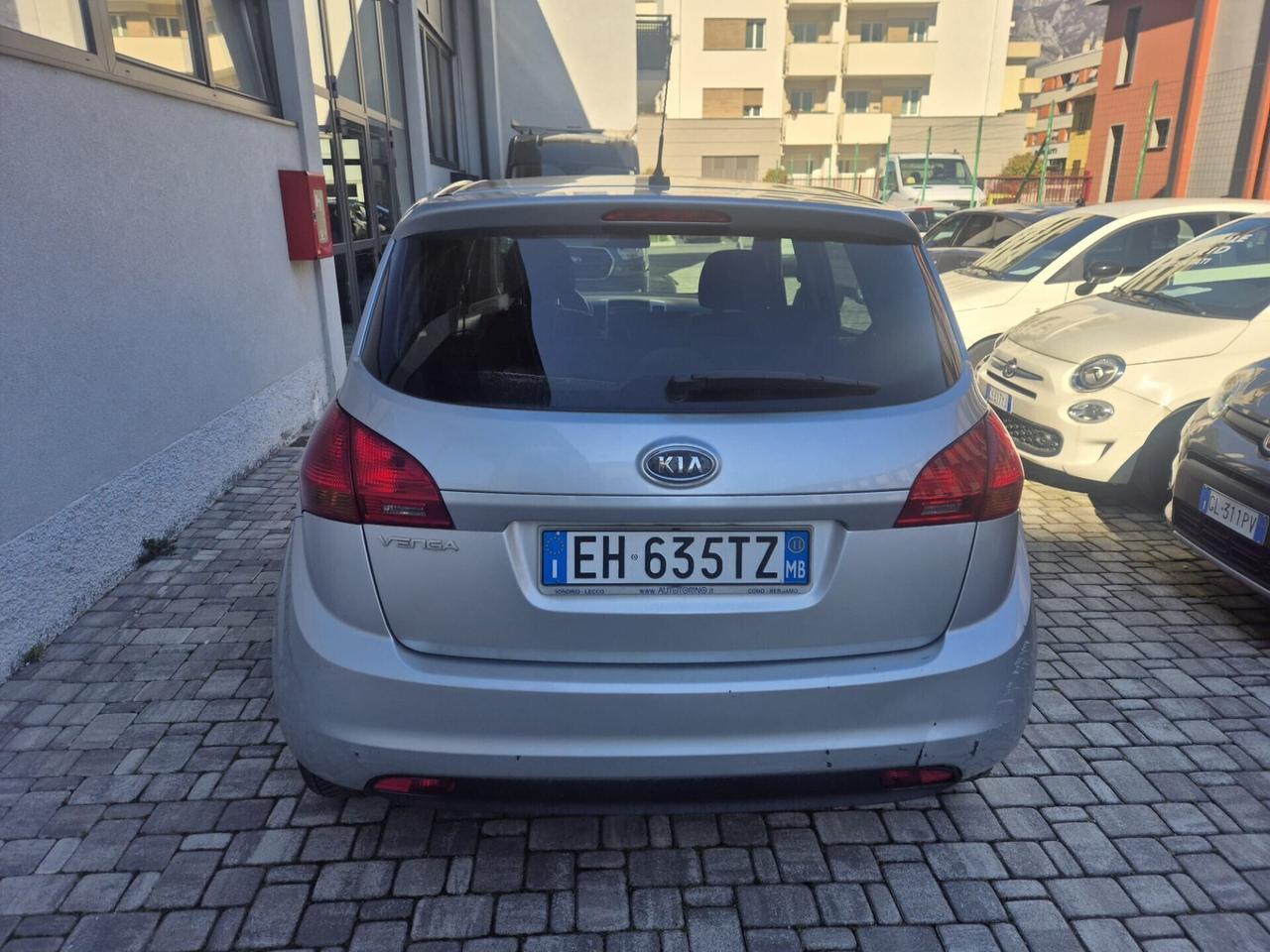Kia Venga 1.4 80000KM OK NEOPATENTATI