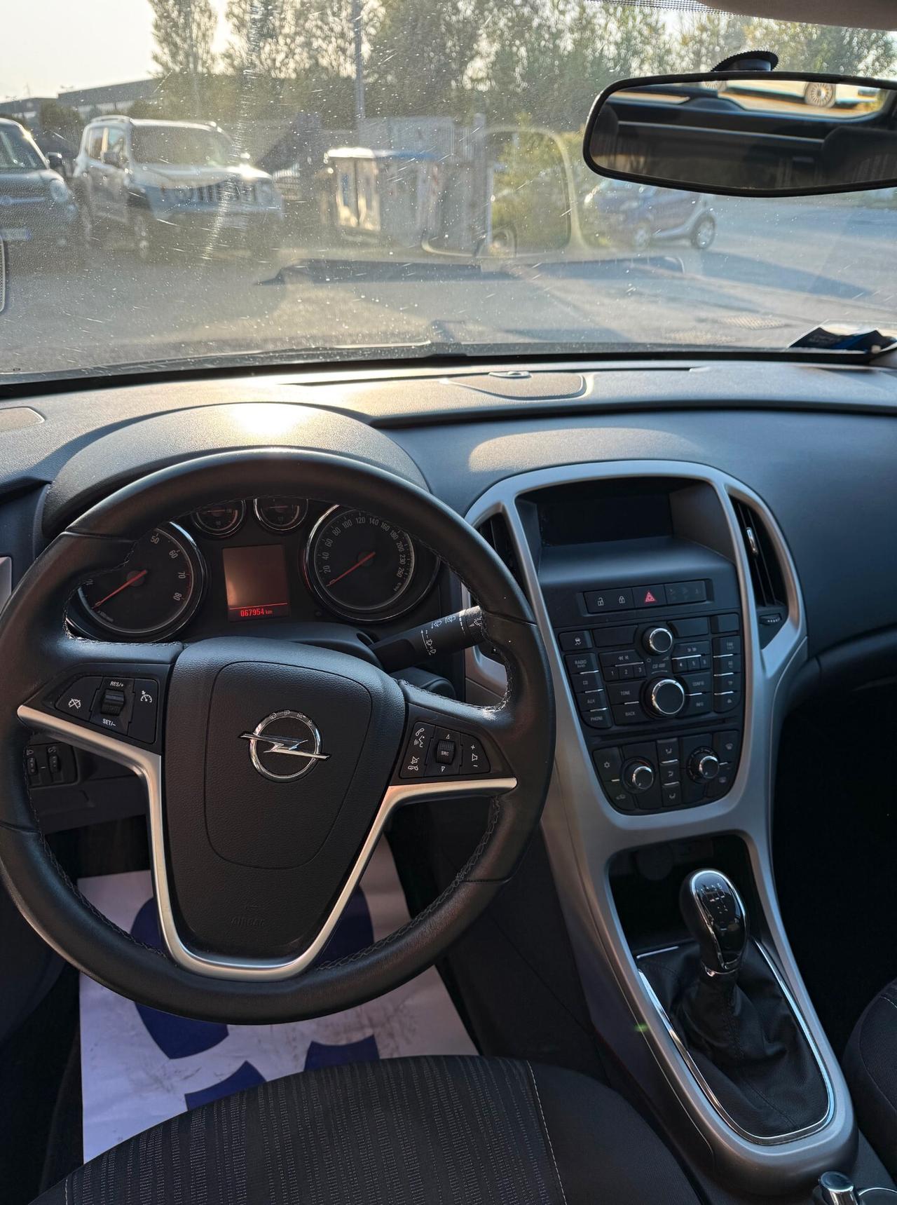 Opel Astra 1.4 100CV 5 porte Cosmo