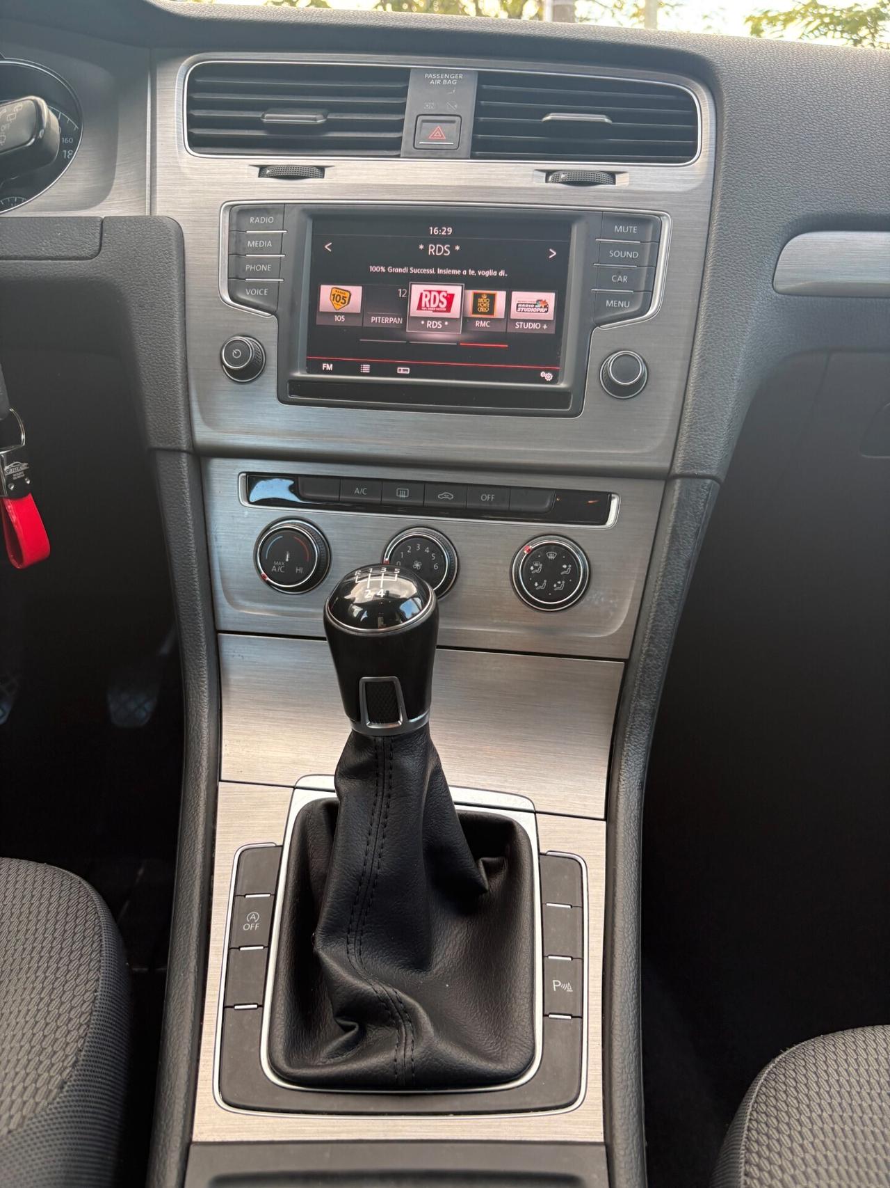 Volkswagen Golf VII 1.6 TDI Highline