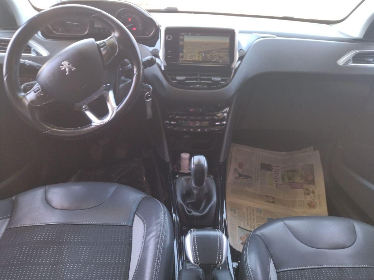 PEUGEOT 2008 BlueHDi 100 Allure NAV/SENS.