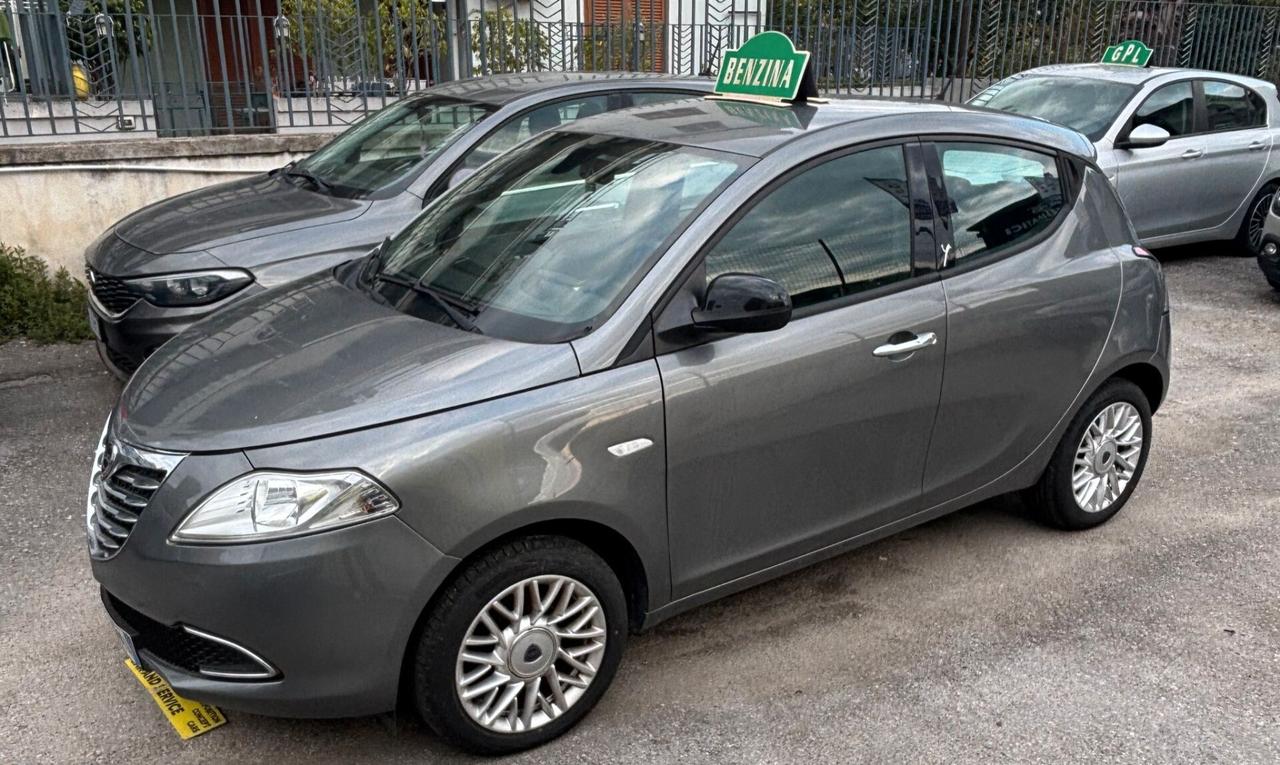Lancia Ypsilon 1.2 69 CV 5 porte Elle