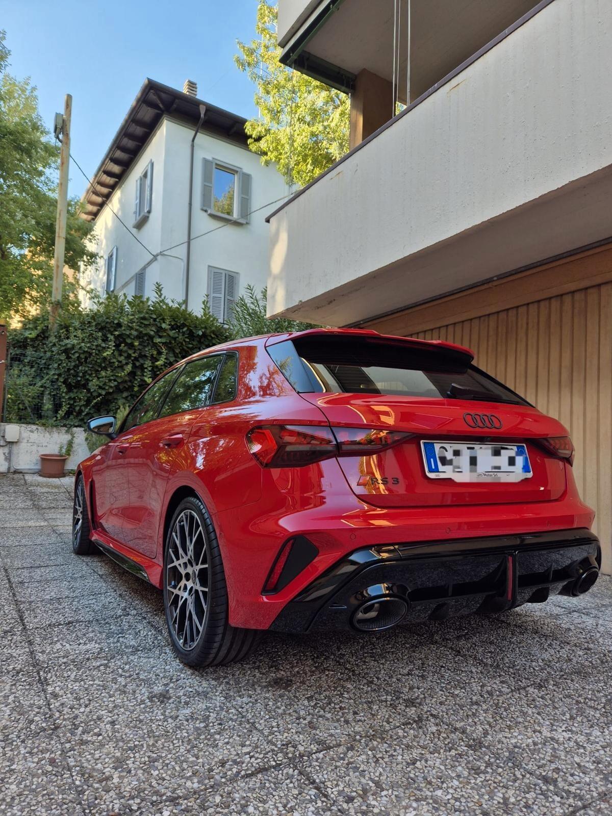 Audi A3 RS 3 SPB TFSI quattro S tronic