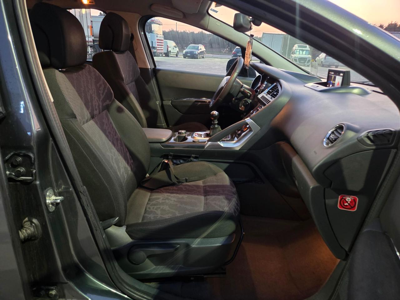 Peugeot 3008 1.6 HDi 110CV Premium