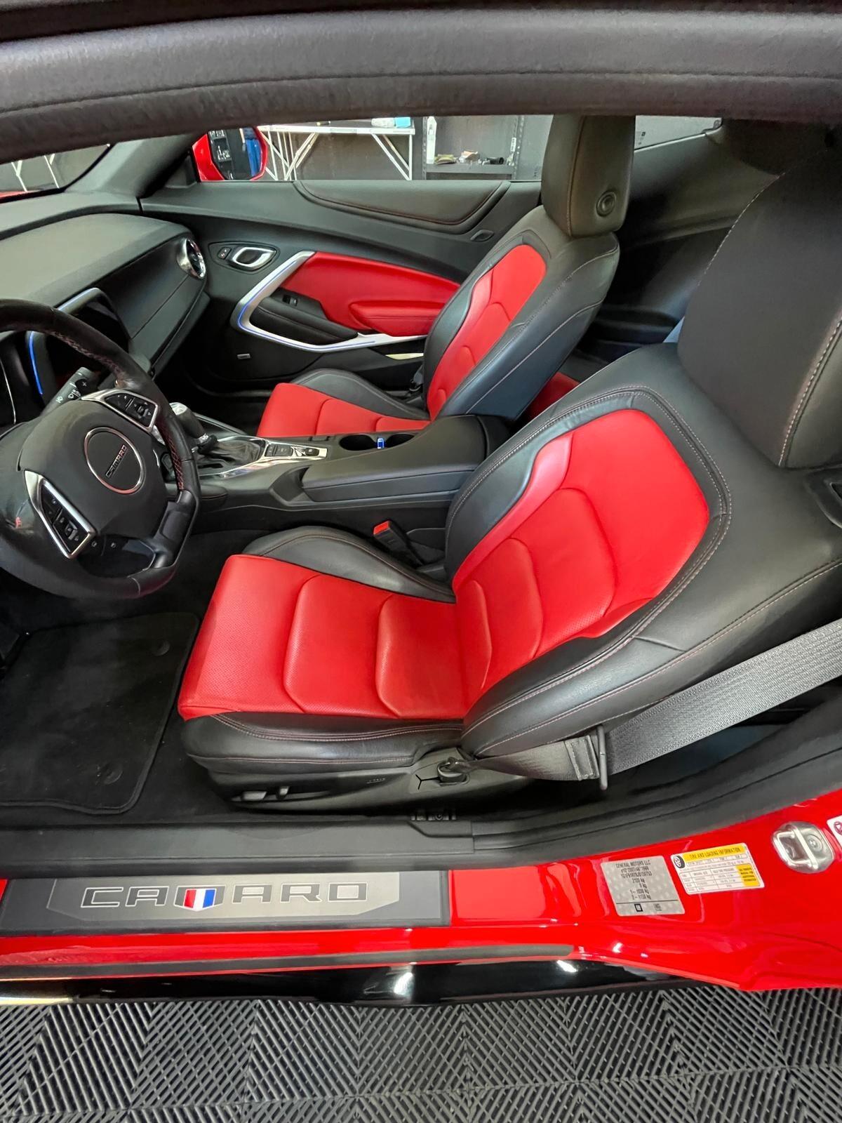 Chevrolet Camaro 6.2L V8