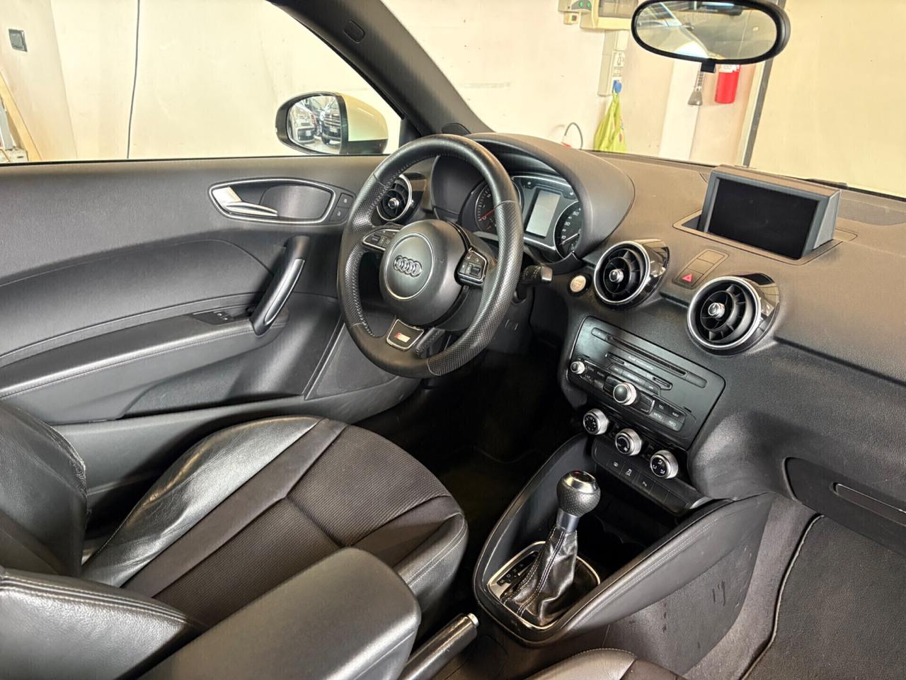 Audi A1/S1 1.4 TFSI 185 CV S tronic Ambition