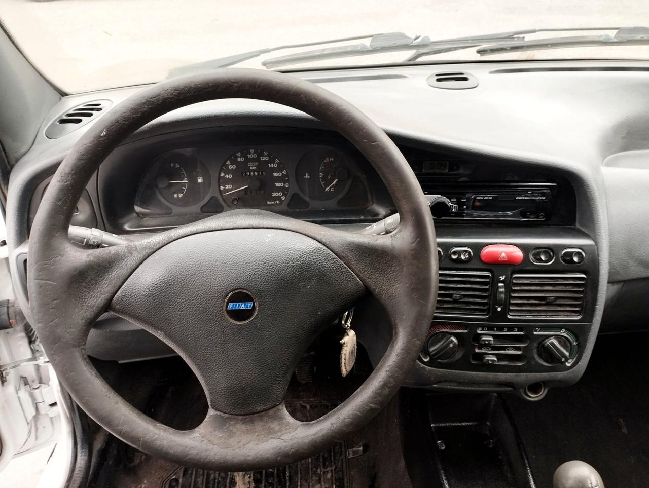 Fiat Strada 1.9 diesel Pick-up