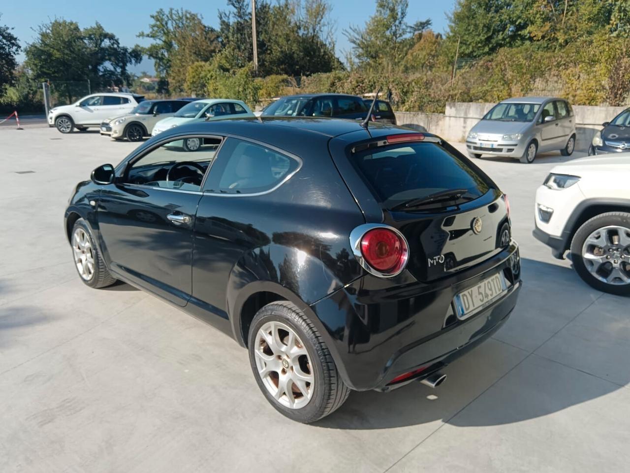 Alfa Romeo MiTo 1.6 JTDm 16V Distinctive Sport Pack