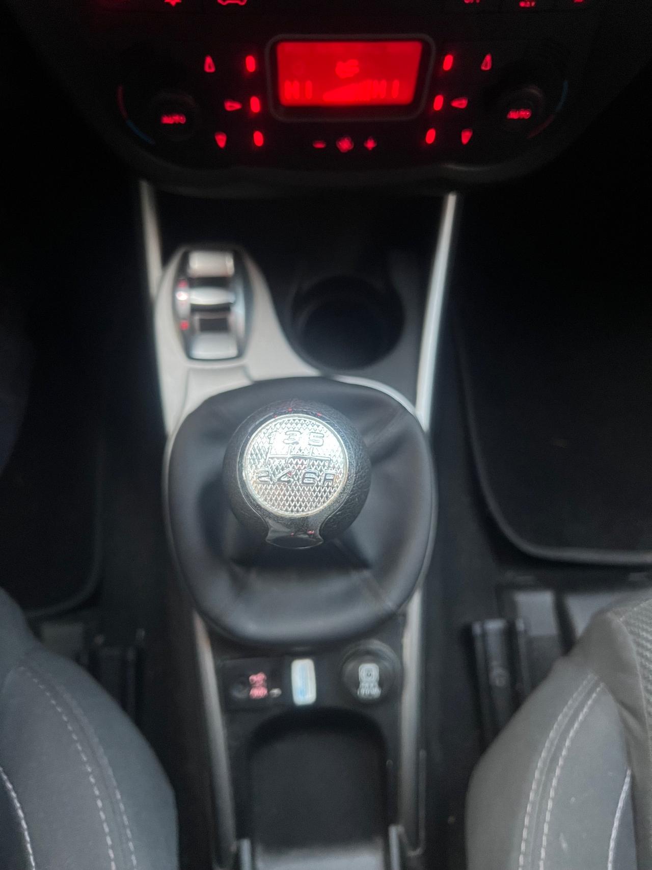 Alfa Romeo MiTo 1.4 105 CV M.air S&S Distinctive Sport Pack