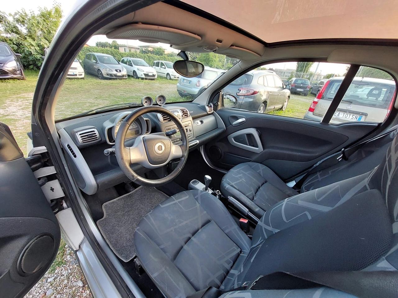 Smart ForTwo 1000 52 kW coupé limited two