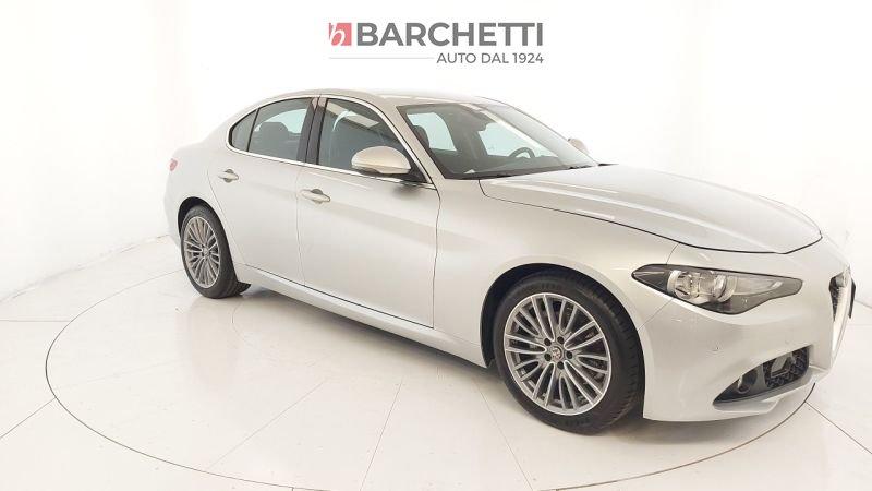 Alfa Romeo Giulia SUPER 2.2 TURBO AT8 180CV
