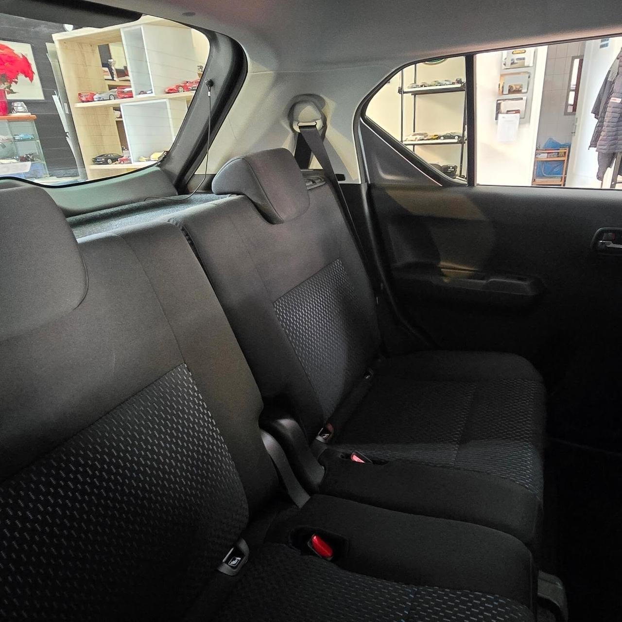 10.200 km - Suzuki Ignis 1.2 Hybrid Top