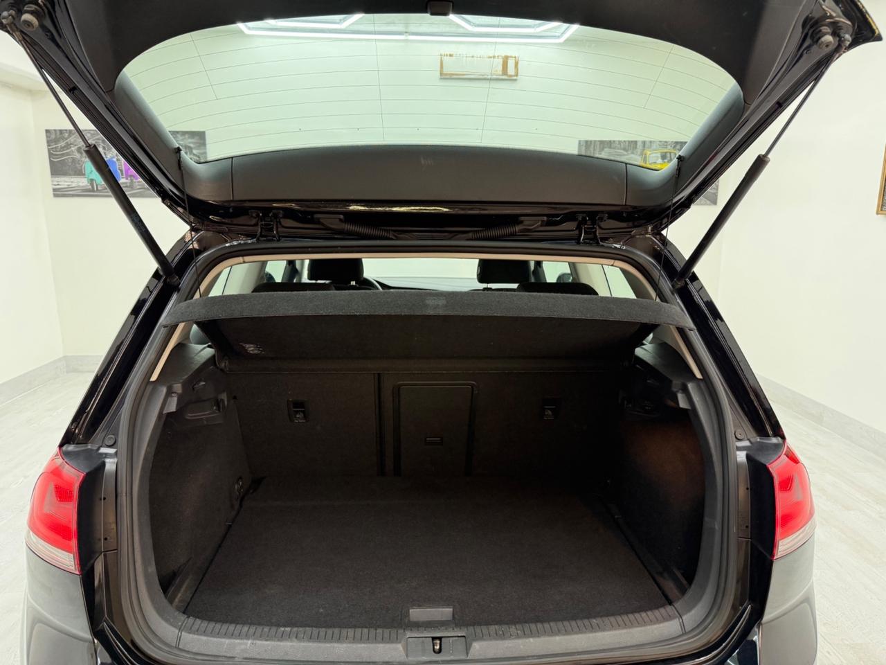 Volkswagen Golf 1.6 TDI 110 CV 3p. Sport Edition BlueMotion Tech.