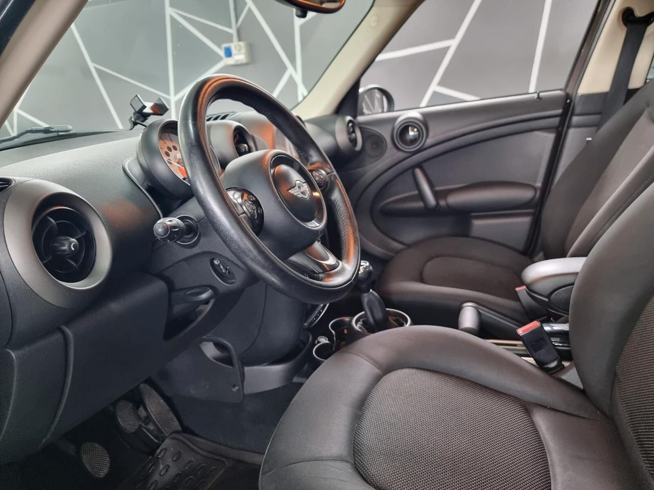 Mini Cooper D Countryman 1.6 NEOPATENTATI