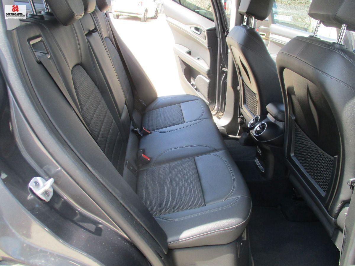 A.R.Stelvio 2.2 T.diesel 190CV AT8 RWD SPRINT 2021
