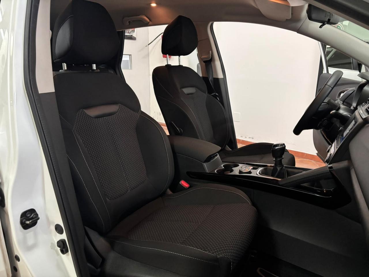 RENAULT KADJAR 2018 1.5 diesel sport edition 2