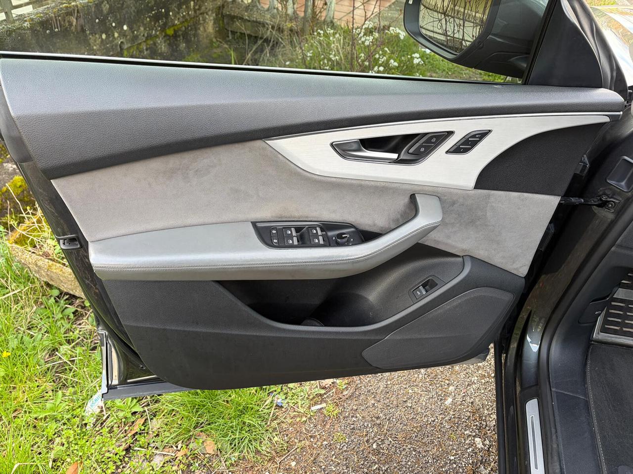 Audi Q8 50 TDI 286CV quattro tiptronic sline