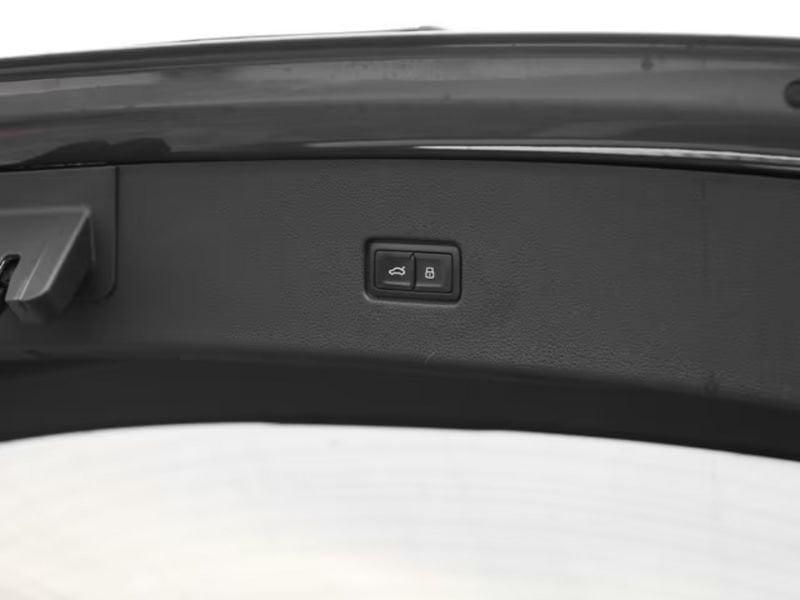 Audi Q8 Q8 SUV 45 TDI quattro tiptronic MATRIX LED CAMERA 360° HEAD-UP