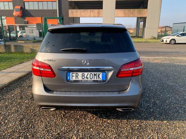 MERCEDES-BENZ B 200 d Automatic Premium