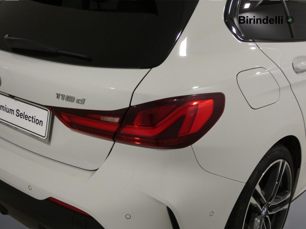 BMW Serie 1 (F40) - 118d 5p. Msport