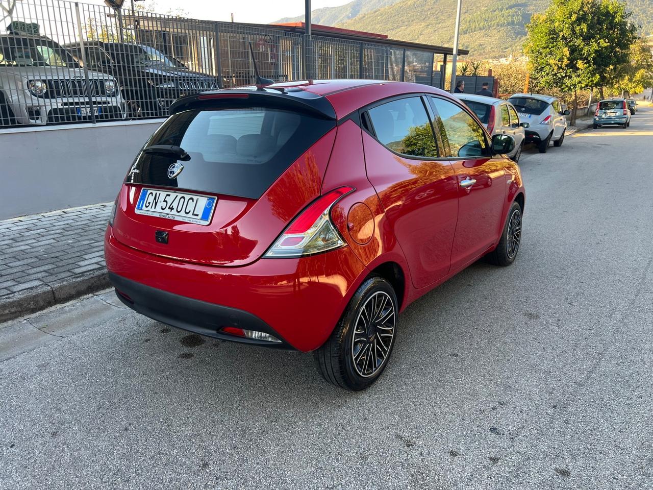 Lancia Ypsilon 1.2 69 CV 5 porte GPL Gold 2023