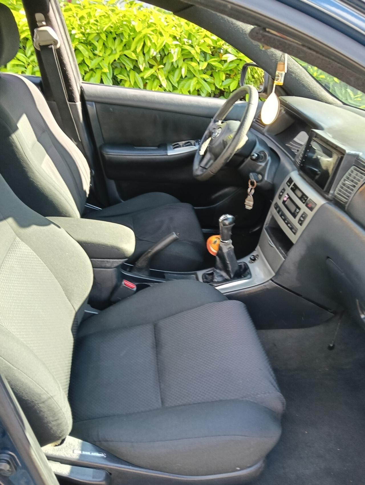Toyota Corolla 2.0 16V D-4D 5 porte