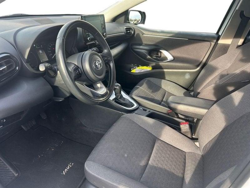 Toyota Yaris Hybrid Active MY22
