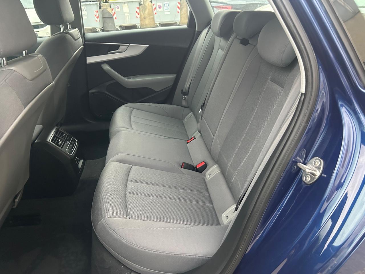 Audi A4 Avant 2.0 TDI 122 CV Euro6B