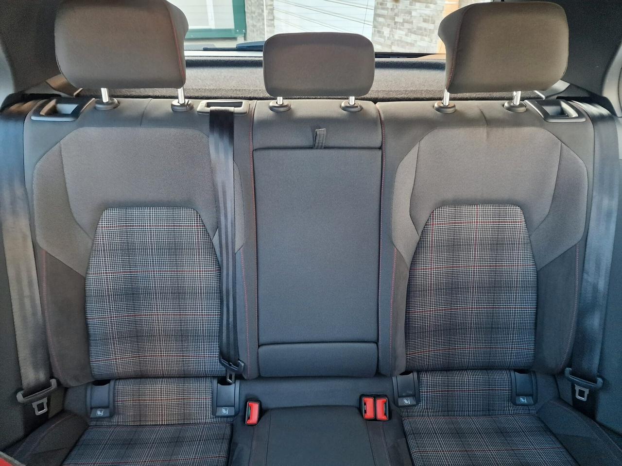 Golf GTI 2.0 TSI 245CV