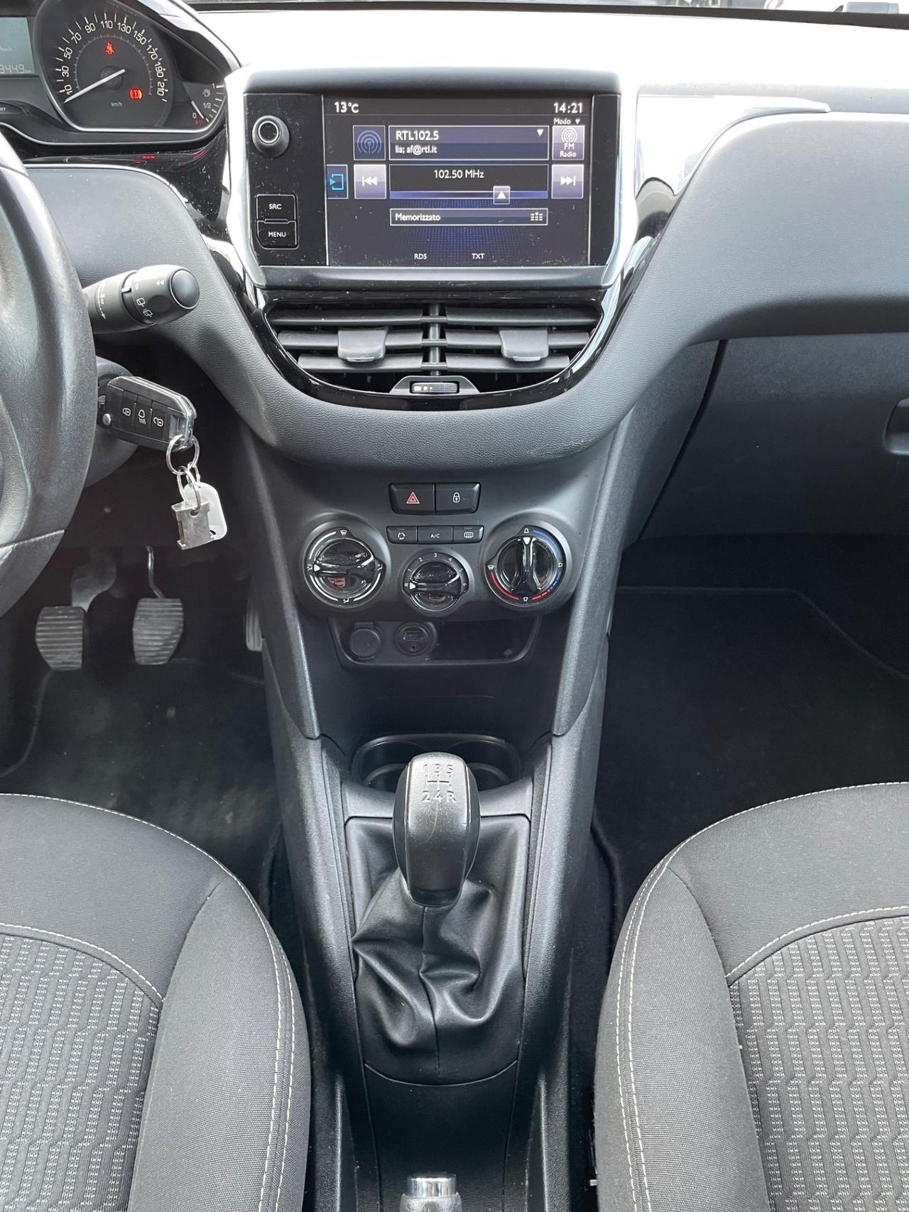 Peugeot 208 PureTech 82 5 porte Allure*Neo patentati*
