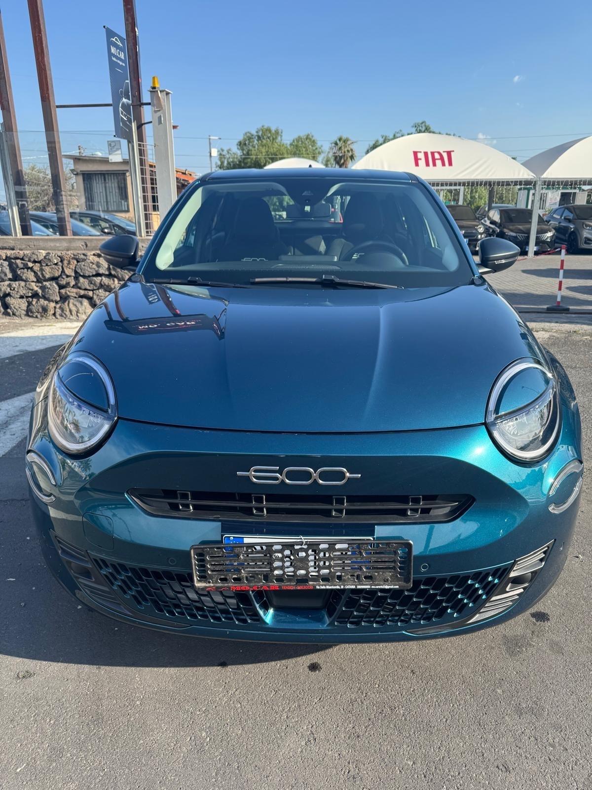 Fiat 600 Hybrid 100 CV DCT MHEV La Prima